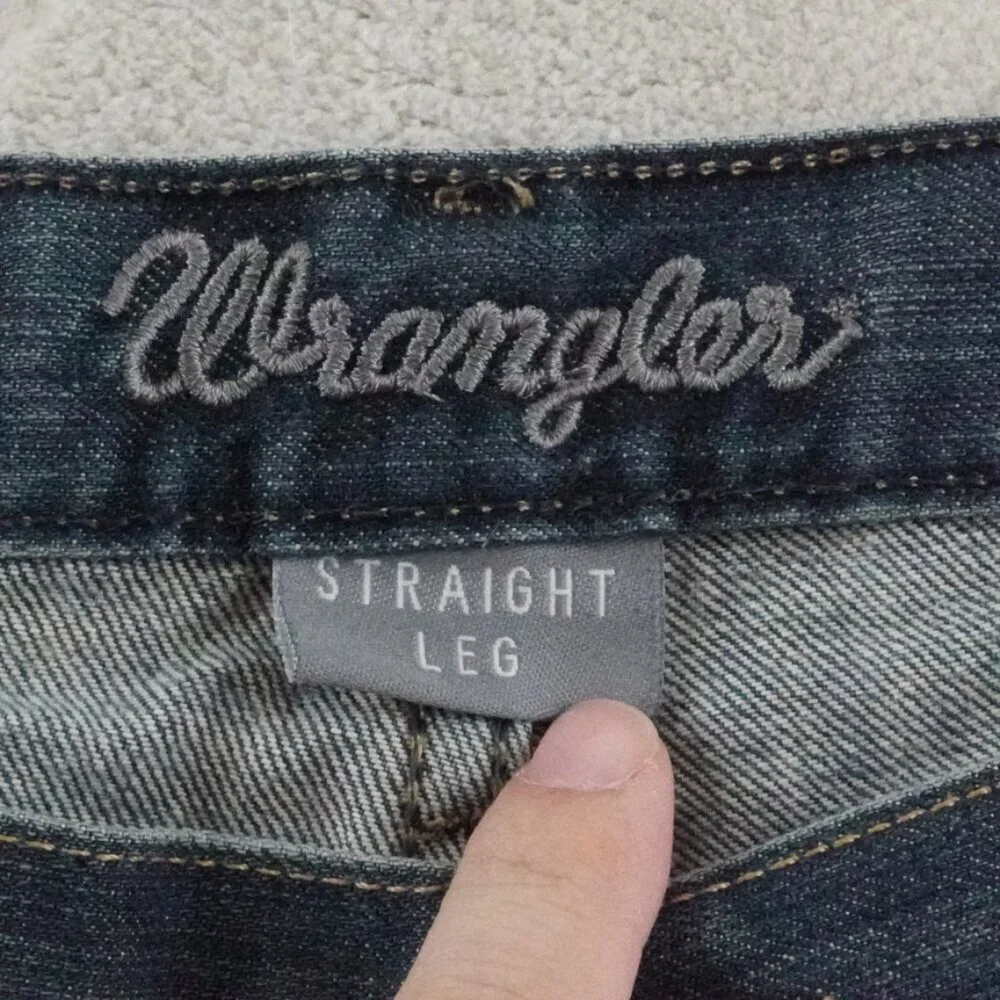 Wrangler Straight Leg Jean Mens 38x32 Dark Wash Denim Western Rodeo Cowboy